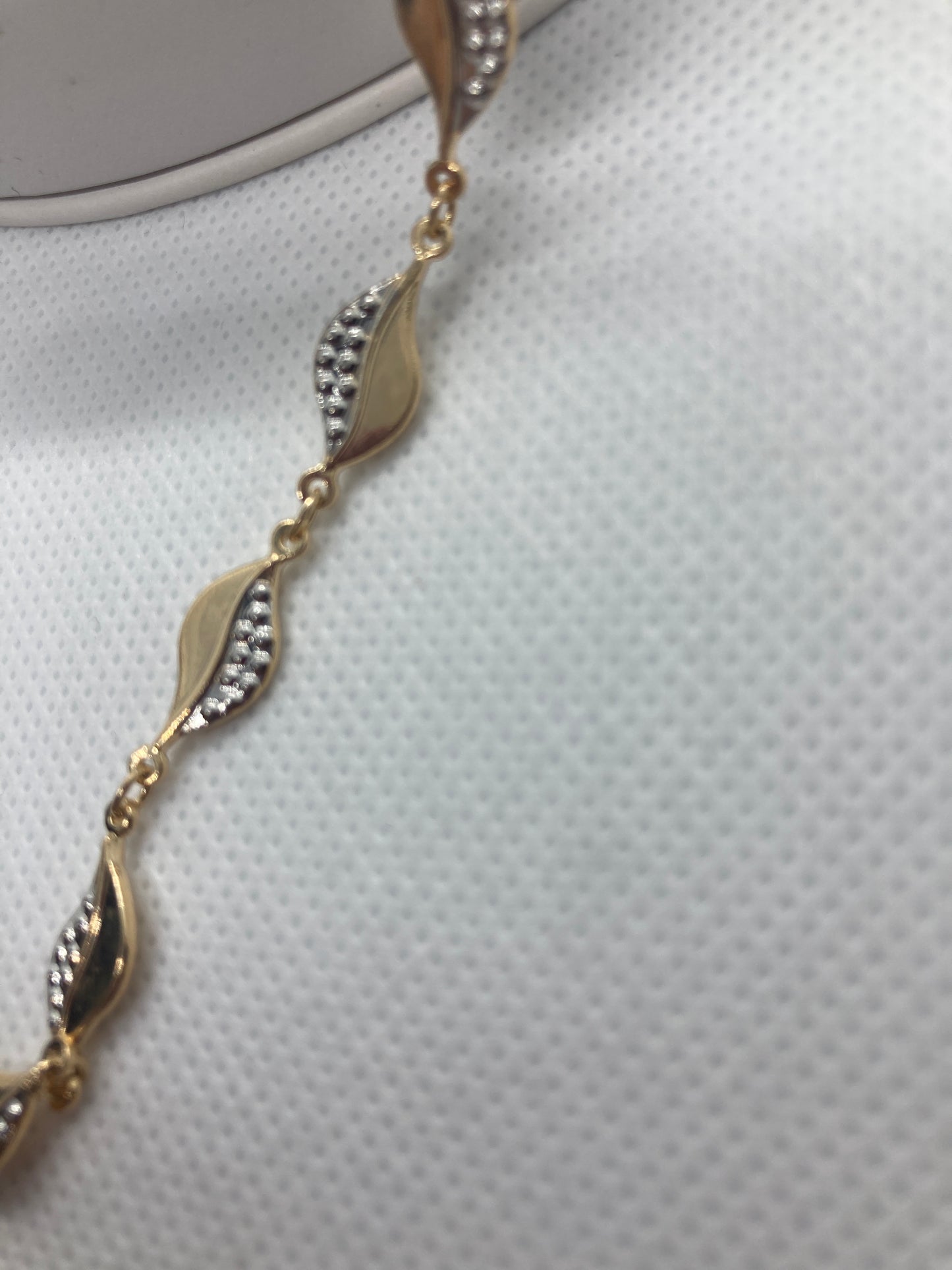 Cadena LEAD